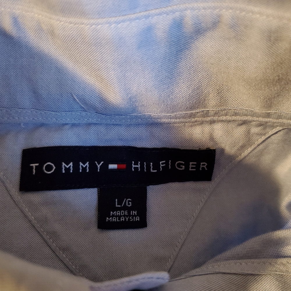 Long-sleeved button down - Picture 2 of 2